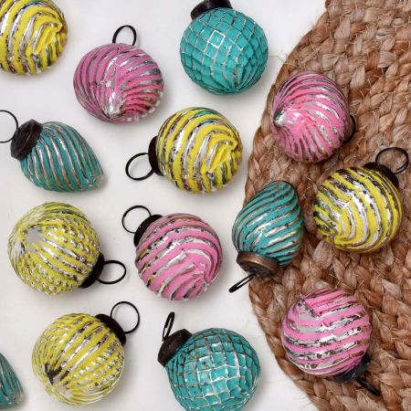 12 Pieces Multi-Coloured Distressed Round Glass Christmas Hanging